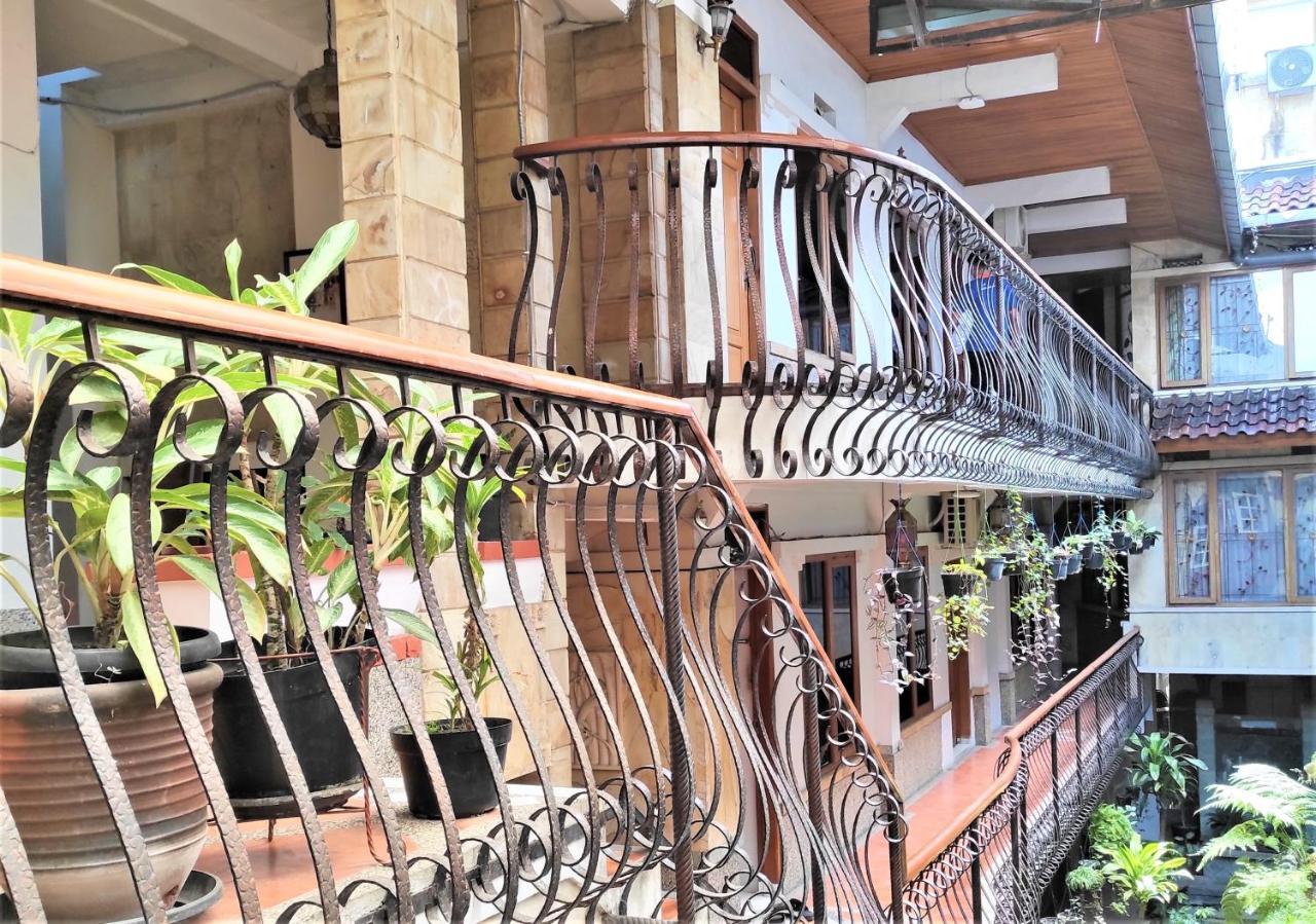 Arwiga Hotel Bandung Exterior foto