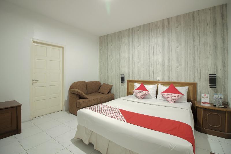 Arwiga Hotel Bandung Exterior foto