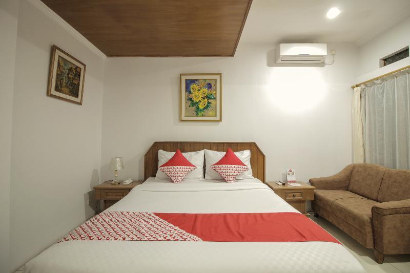 Arwiga Hotel Bandung Exterior foto