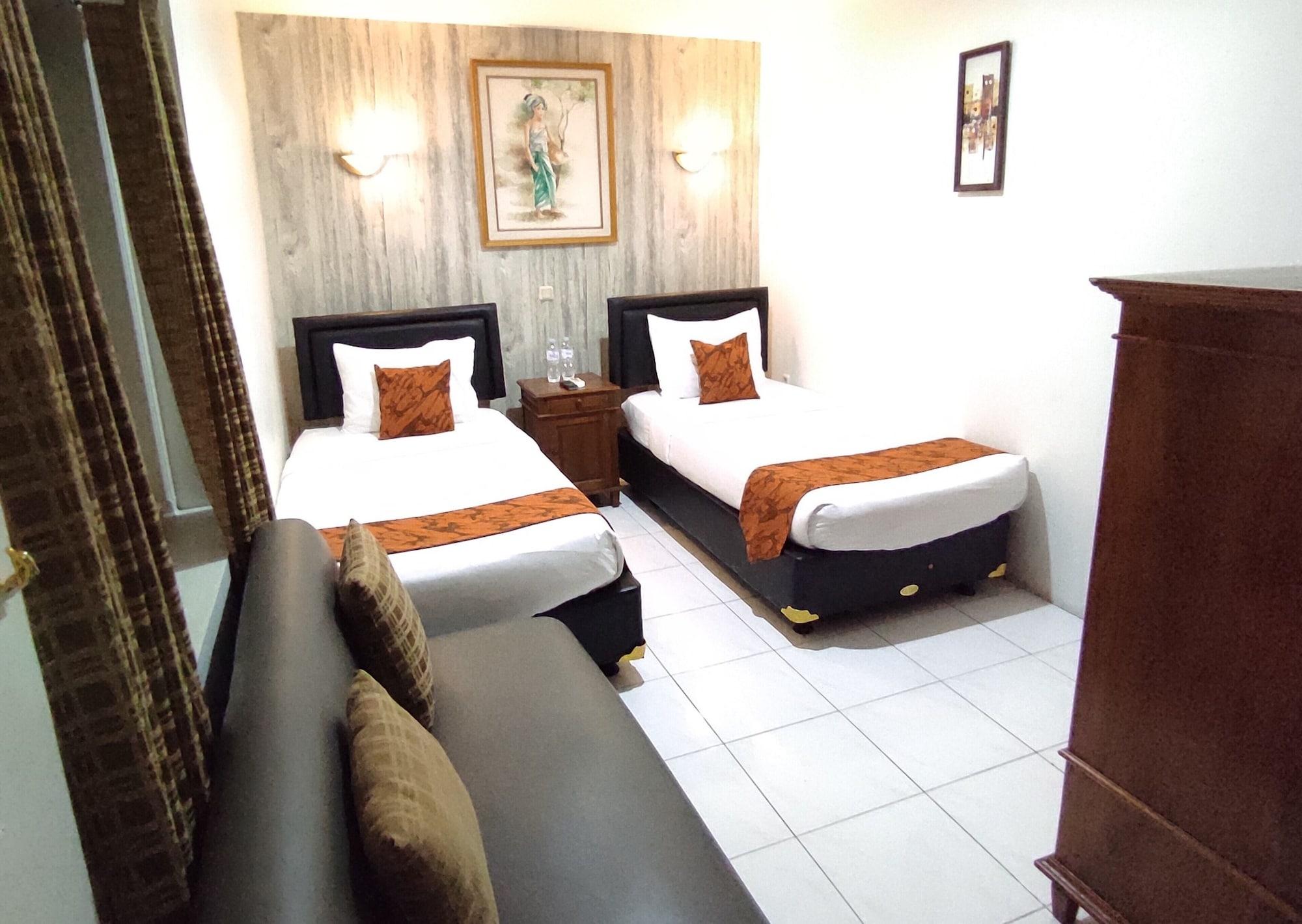 Arwiga Hotel Bandung Exterior foto
